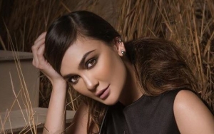 Luna Maya Ikon Fashion Kelas Dunia, Masker Cantik Anti Corona Ngetren Jadi Rebutan