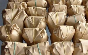 Viral Warga Jakut Terdampak Corona Dapat Bantuan 'Nasi Anjing', Begini Klarifikasinya