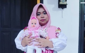 Kekeyi Nyengir Naksir Pangeran Berkuda, Jilbab Kusut Diledek Mirip Tsunami
