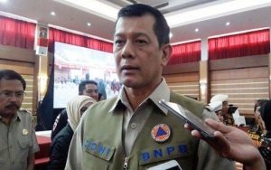 Pemerintah RI Targetkan Angka Kasus Corona Turun Bulan Juni, Rakyat Hidup   Normal Mulai Juli