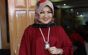Tagar #BupatiKlatenMemalukan Puncaki Trending Topic Gara-Gara Hand Sanitizer Berstiker