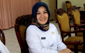 Bupati Klaten Akhirnya Minta Maaf Terkait Bantuan Berstiker Foto Dirinya Lewat Twitter