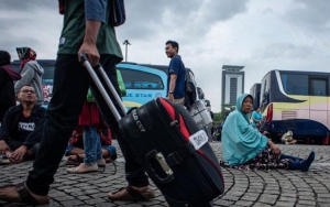 Nekat Mudik, Seluruh Penumpang Travel Jakarta ke Cilacap Positif COVID-19 Hasil Rapid Test