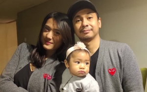 Di Rumah Aja, Raditya Dika Umumkan Sang Istri Hamil  'Adik Bayi Manusia'