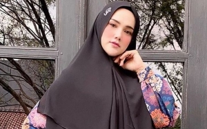 Mulan Jameela cs Banjir Cibiran Pedas Usai Kompak Lakukan Tantangan Ini
