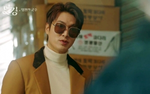 Lee Min Ho Penuh Kasih Sayang dan Super Perhatian Pada Kuda Maximus di 'The King: Eternal Monarch'