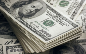 Rupiah Jadi Mata Uang Terkuat di Asia Usai Dolar AS Tersungkur, Ini Alasannya