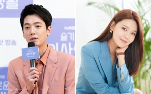 Jung Kyung Ho Pamer Foto Bareng Pemain 'Hospital Playlist', Netizen Ngiri Sooyoung SNSD