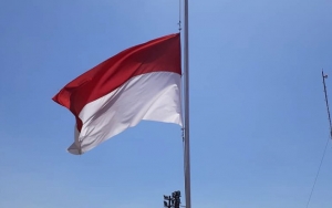 Wali Kota Meninggal Positif Corona, Tanjungpinang Kibarkan Bendera Setengah Tiang