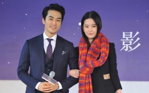 Song Seung Heon Terciduk Ngelike Postingan Liu Yifei Sang Mantan, Balikan?