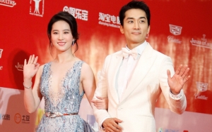 Song Seung Heon Disindir Gagal Move On Usai Klaim Tak Sengaja Ngelike Postingan Liu Yifei