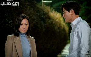 Kim Hee Ae dan Park Hae Joon Bercinta di Ranjang, 'The World Of The Married' Picu Perdebatan