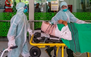  Jumlah Pasien Corona di Surabaya Hampir 2 Kali Lipat Lebih Banyak Dari Kapasitas RS Rujukan