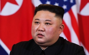 Korsel Bantah Kim Jong Un Jalani Operasi, Gaya Berjalan Saat Kembali Muncul ke Publik Jadi Sorotan 