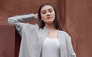 Aaliyah Massaid Beri Tips Agar Tak Kecanduan Belanja Online Selama Jalani Karantina Diri
