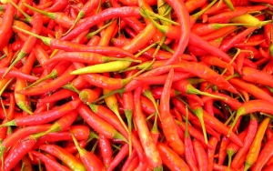  Harga Cabai Anjlok Hingga Rp 5 Ribu Per Kg, Petani di Blitar Merugi Imbas Corona