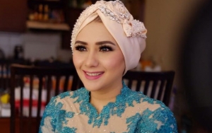 Viona Istri Eko Patrio 'Dikelilingi' Oppa-oppa Tampan Saat Ultah, Ada Siwon hingga Hyun Bin