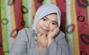 Rahmawati Kekeyi Pamer Foto Cantik 'Lepas Hijab' Ala Han So Hee Bikin Pangling