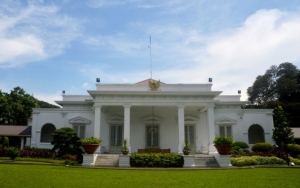 Heboh Lambang Kepresidenan Bukan Garuda di Paket Sembako, Istana Buka Suara