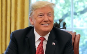 Pengawal Pribadinya Dinyatakan Positif Terpapar Corona, Begini Hasil Tes Donald Trump