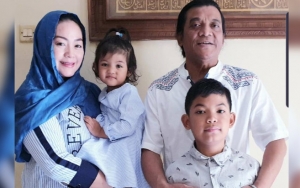 Istri Muda Didi Kempot Nangis Lebaran Tanpa Suami, Ekspresi Putri Melongo Bikin Nyesek