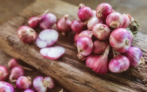 Harga Bawang Merah Terus Melonjak Kalahkan Bahan Pangan Lain, Kok Bisa?