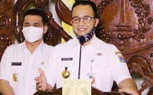 DKI 'Menyerah' Soal Bansos Corona, Politikus PDIP Sindir Uang Jaminan Formula E