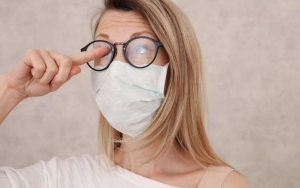 Kacamata Berembun Saat Memakai Masker? Atasi dengan 7 Cara Mudah Ini Agar Penglihatanmu Makin Jelas