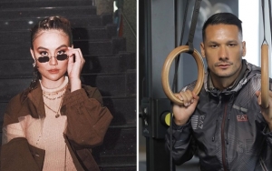 Agnez Mo Umbar Kemesraan Berdansa dengan Raphael Maitimo, Dress Mirip Daster Jadi Sorotan