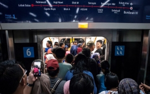 Dianggap Kebal Corona, Orang Di Bawah 45 Tahun Diizinkan Kerja Lagi Oleh Pemerintah 