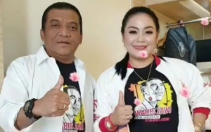 Tak Pamer Foto Bareng Istri Pertama Didi Kempot, Yan Vellia Beri Penjelasan Ini