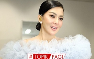 Syahrini Tepis Isu Kencani Ayah Mertua, Kemiripan Wanita Bugil di Video Syur Terkuak-Topik Pagi