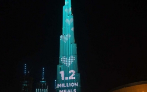 Jutaan Lampu Bersinar, Burj Khalifa Disulap Jadi Kotak Amal Menakjubkan di Tengah Pandemi