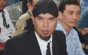 Ahmad Dhani Makin Bahagia di Usia 45, Begini Reaksinya Saat Disinggung Irwan Mussry