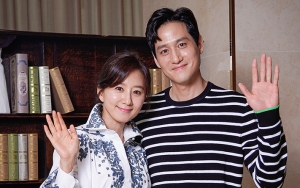 Foto Ceria Kim Hee Ae dan Park Hae Joon Syuting 'The World of the Married' Picu Perdebatan