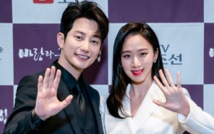Ucapan Park Shi Hoo di Konferensi Pers Drama Dianggap Lecehkan Goo Sung Hee, Netizen Berang