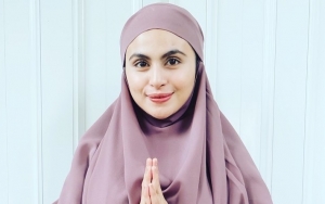 Asha Shara Ungkap Alasan Pakai-Lepas Hijab Meski Sering Dikritik