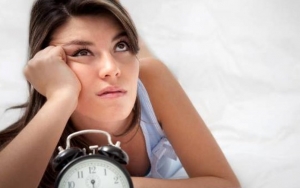 Waktu Tidur Berantakan Gara-gara Puasa? 7 Tips Ini Bakal Bantu Atasi Insomnia Di Bulan Ramadan