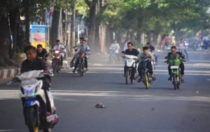 500 Pembalap Liar Sidoarjo Tertangkap, Disanksi Jadi Petugas Pemakaman Jenazah COVID-19