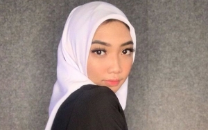 Jadi Mualaf, Cindy Caroline Akui Ubah Nama Hingga Nangis Saat Pertama Kali Salat