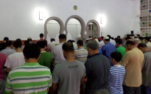 Tak Hanya Longgarkan PSBB, Bekasi Juga Izinkan Salat Id di Masjid
