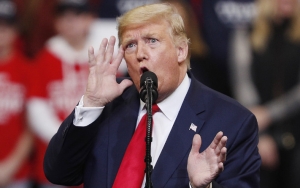 Kembali Memanas, Trump Salahkan Tiongkok Soal 'Pembunuhan Massal' Virus Corona