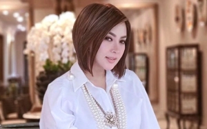 Syahrini Curhat Bisnis Hijab Diganggu Penipu, Ramalan Banyak Masalah Usai Nikah Terbukti?