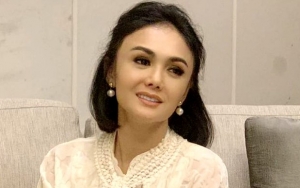 Yuni Shara Nenek Cantik Awet Muda, Sang Cucu Imut Jago Pose Ala Model