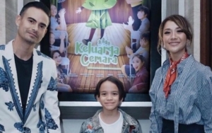 Video Mendiang Ashraf Suami BCL Takbiran Keliling Gang, Genggaman Tangan Putranya Bikin Mewek