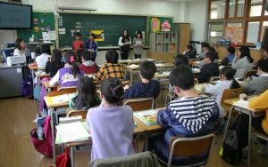 Sekolah Dibuka Kembali Hari Ini, Seorang Guru di Melbourne Positif COVID-19