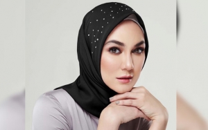 Syahrini-Reino 'Hukum' Akun Haters, Luna Maya Kalem Hadapi Hujatan Dipuji Berkelas