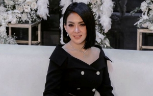 Profesi Haters Syahrini Jaga Toko Kelontong, Sifat Asli-Kondisi Ekonomi Diungkap Kades