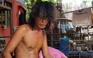 Pria Ini Diyakini Kiai dan Disegani, Penampilan Mirip Gembel Tuai Pro Kontra 