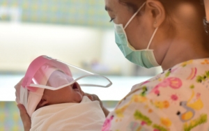Kena Corona, Bayi Asal Brasil Dapat Keajaiban Usai Bangun Dari Koma Selama 32 Hari